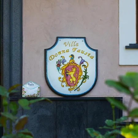 Donna Fausta 4* أَجيرولا